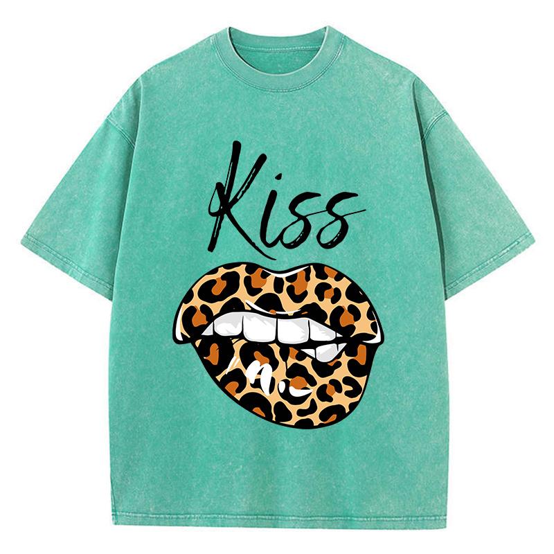 LeopardPrint Lips Kiss Prints Washed T Shirt Women Cotton Streetwear Distressed ONeck Comfortable Tops Summer Womans Clothes