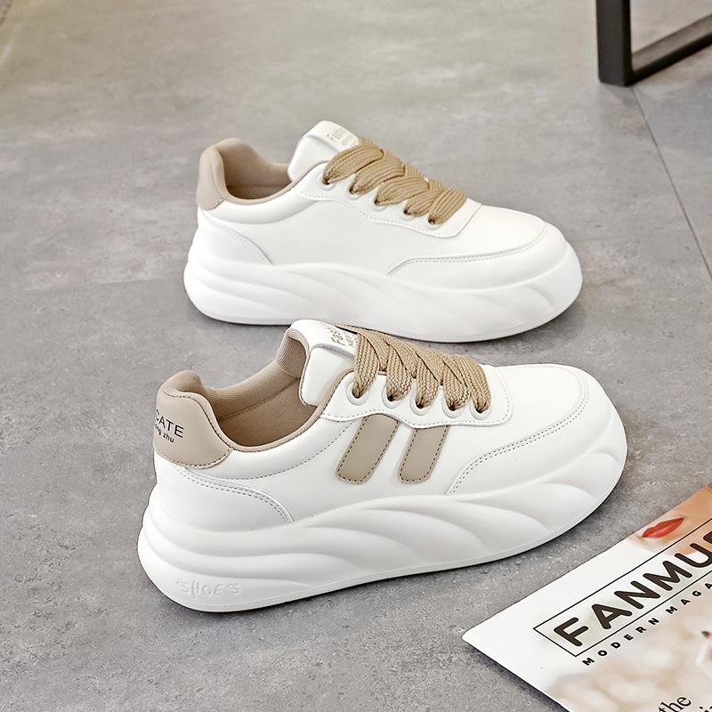 

Little White Shoes Women s 2025 New Spring Versatile Korean Version Casual Bread Shoes Students Step on Shit Sneakers Women 5803 40