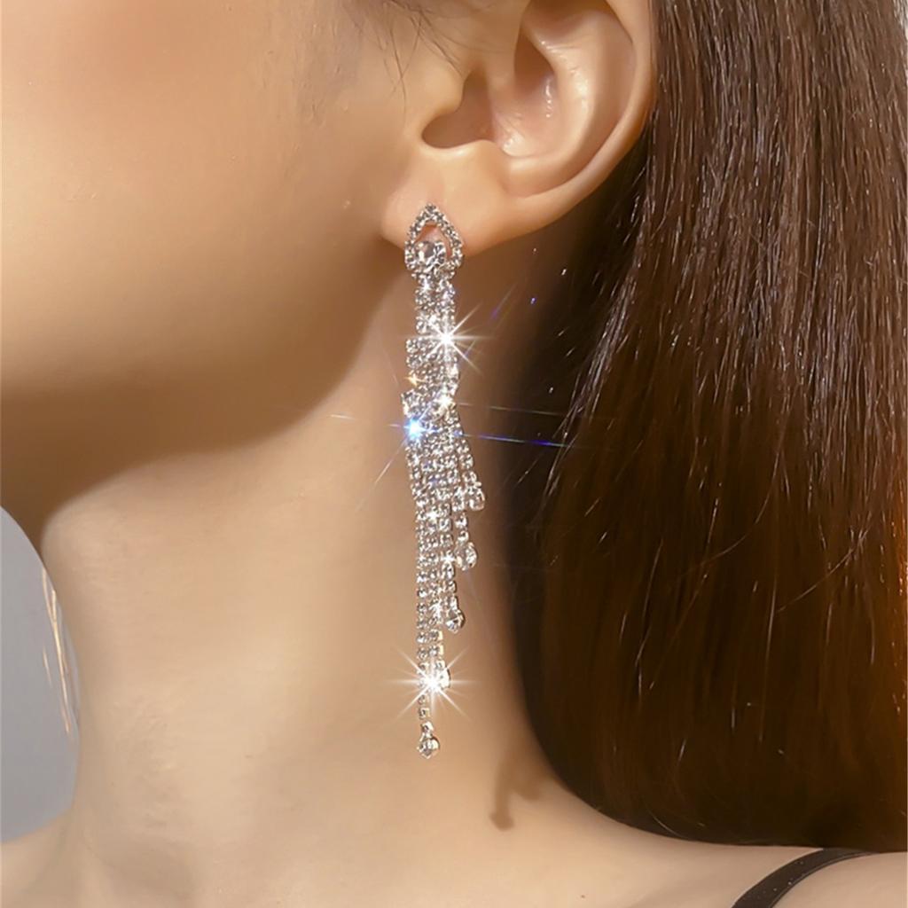 High-end sparkling rhinestones Long fringed earrings, slightly zircon earrings, copper earrings