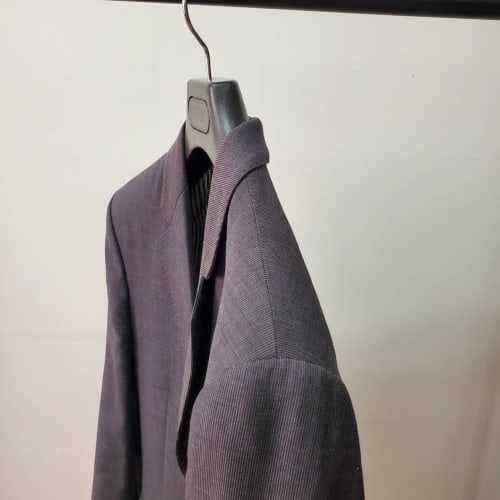 Commercial Suit Jacket Hangers, Black, Sturdy, Plastic, Anti-Slip (Set of 4, 39cm, No Bars)