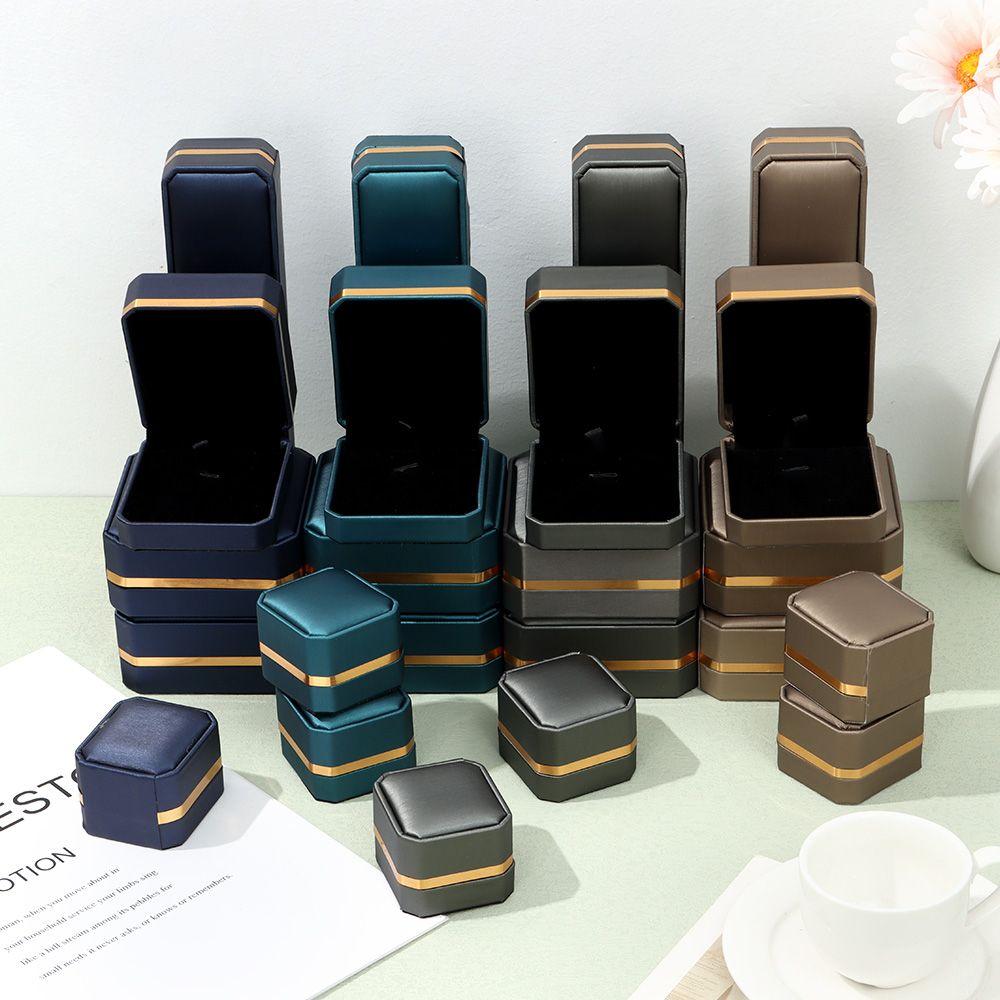 Presentation Party Gifts Plastic Display Box Jewelry Display Necklace Case Ring Box Storage Boxes