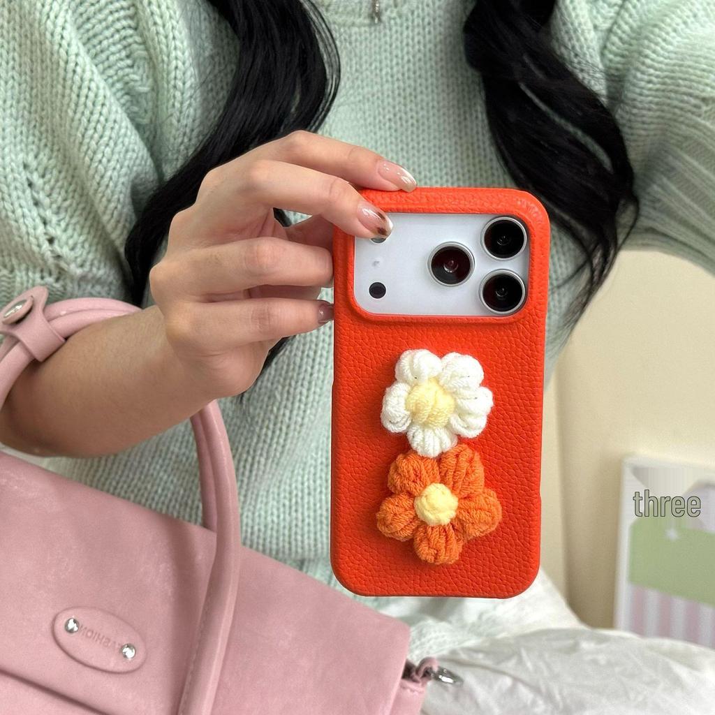 Compatible Phone Cases: Google Pixel 10, Google 9 Pro XL, Sony 1 VII, and 10 VI - Plush and Leather Flower Designs