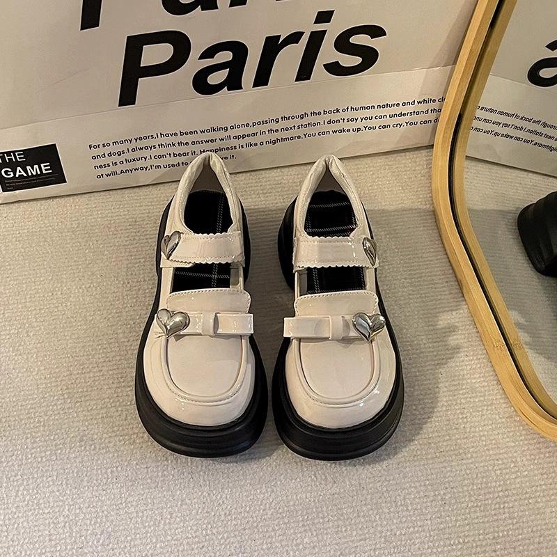 Girls' small leather shoes 2025 spring and autumn new middle-aged and older children's soft-soled black princess shoes, little girl children's pe