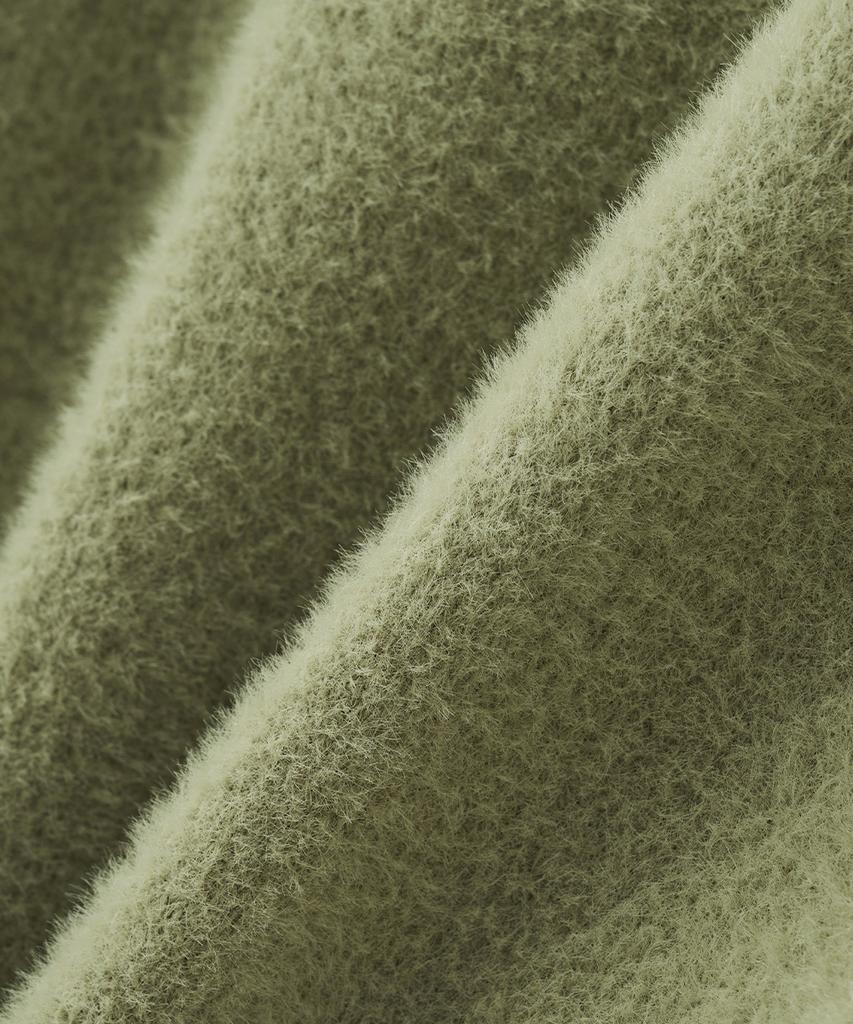 BLOND9 Soft Wing Yarn V-Neck Knit_Avocado