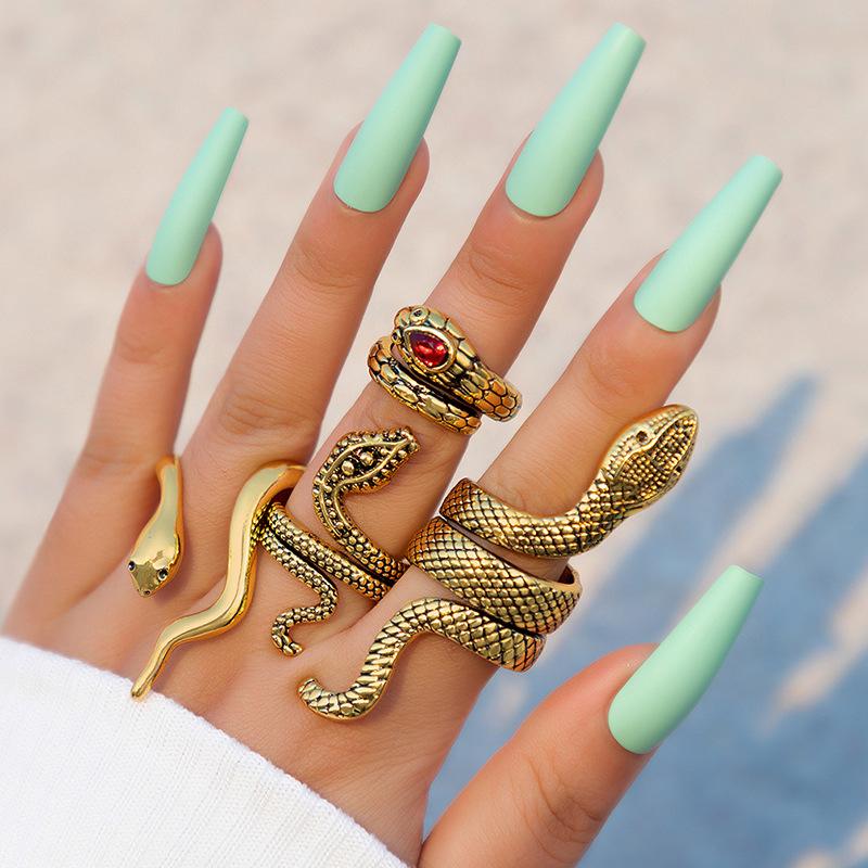 Cool Handsome Men's Snake Pattern Ring, Punk Style Snake Animal Retro Exaggerated Four-piece Ring