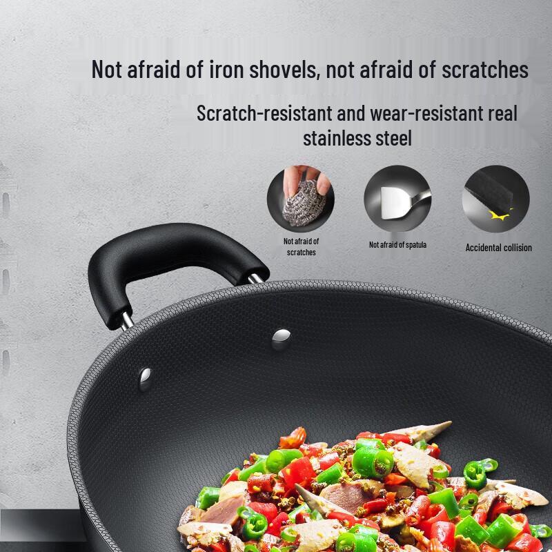 SUPOR 32cm Rust-Free Iron Wok with Standable Lid