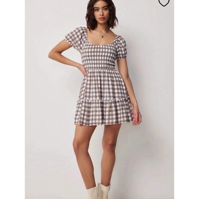 

Канада Ар * Американское цветочное хлопковое платье в клетку с эластичными пышными рукавами и короткими рукавами C843 Color No. 2 (Yan Flaw M