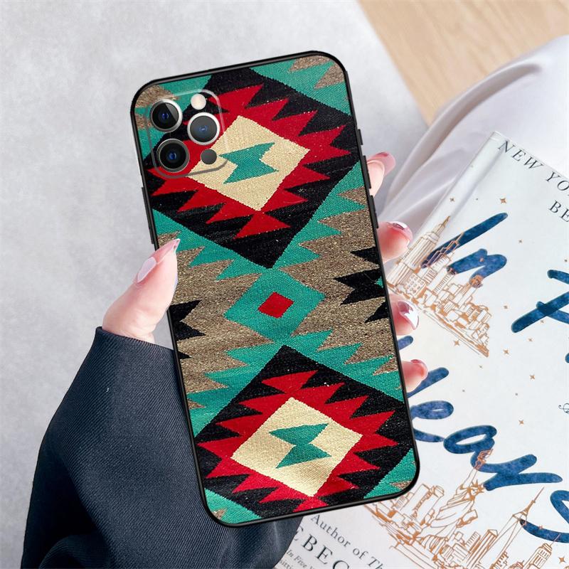 Navajo Print Pattern Phone Case For iPhone 15 16 Pro Max 11 12 13 Mini 14 Pro Max XR 15 16 Plus 16e Cover Coque