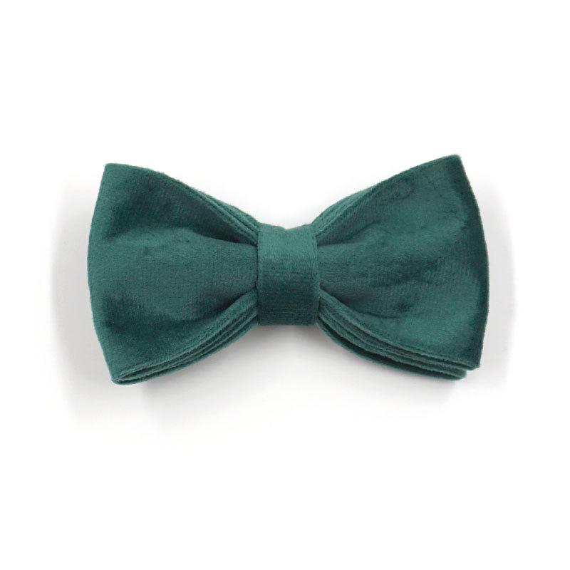 Velvet Green Christmas Pet Collar, Leash, and Harness Set with Poop Bag Dispenser and Bowtie