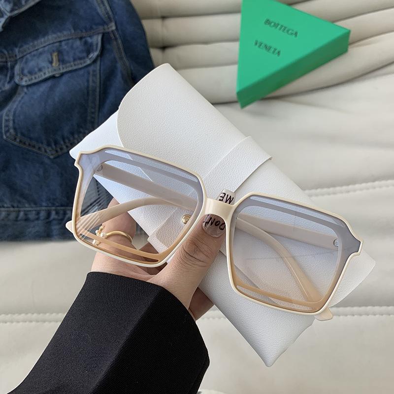 New Fashion Oversized Sunglasses Women Vintage Square Big Frame UV400 Shades Designer Brand Female Sun Glasses