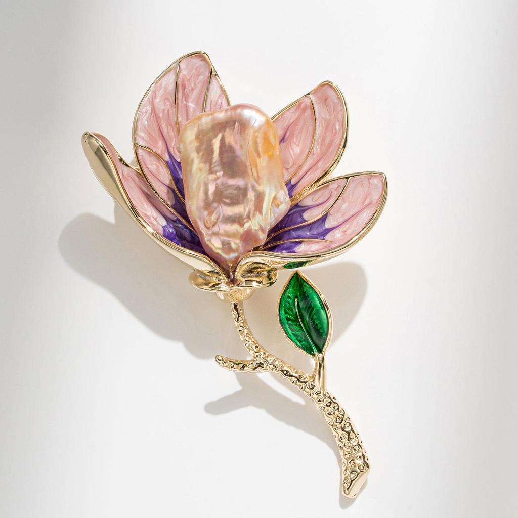 Bo Xin Yun Elegant Retro Baroque Pearl Magnolia Brooch