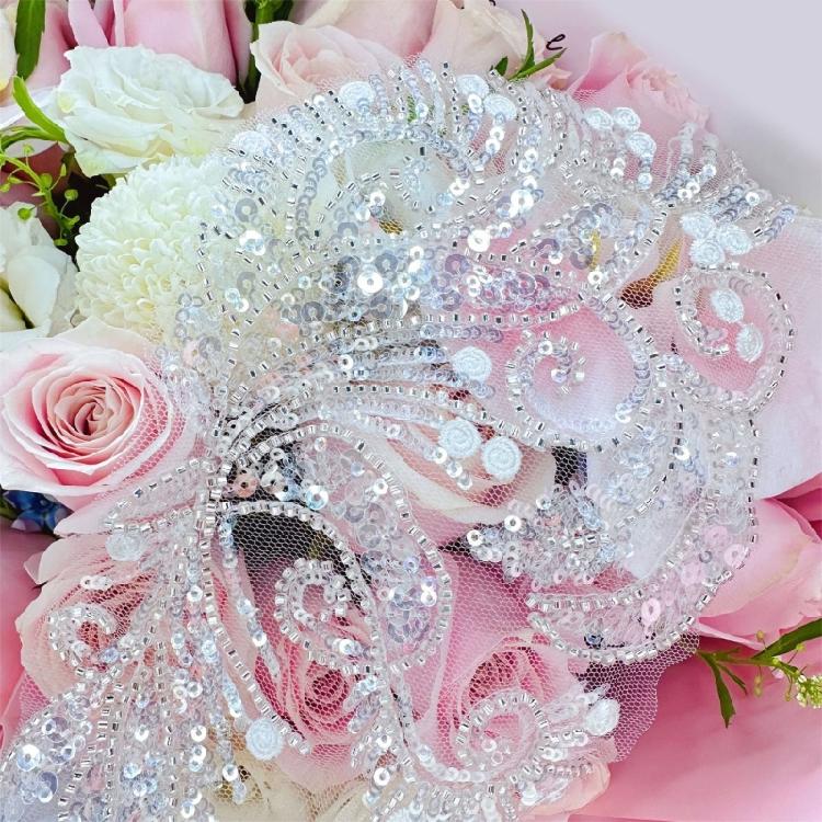 1pair Stylish Embroidered Sequins Patches Elegant Embellishments Patches for Fashion Projects and Event