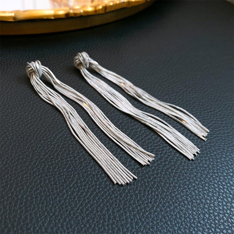 Statement Fashion Knot Long Tassel Earrings For Women Personality New Metallic Jewelry Wholesale