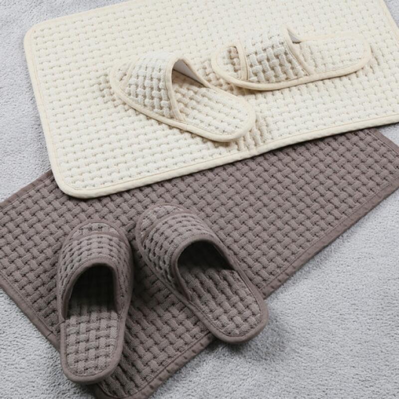 

Нескользящие домашние тапочки из 100% хлопка с вафельной текстурой Charcoal gray doormat (+1,640 won)