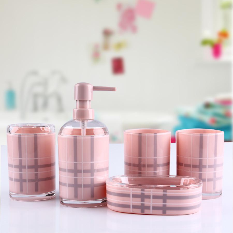 Pattern Checkered Bathroom Shampoo Storage Bottle Soap Box Mouthwash Cup Set