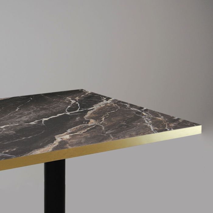 Table 70 x 70 cm - modèle Round marbre royal chants laiton