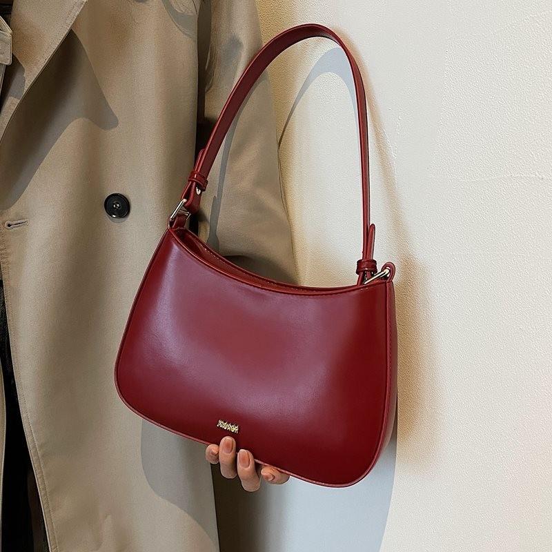 Elegant Pu Leather Small Shoulder Bag For Women With Chic Design In Red For Wedding