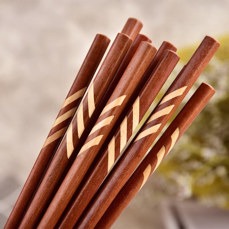 Japanese Style Wooden Chopsticks Set
