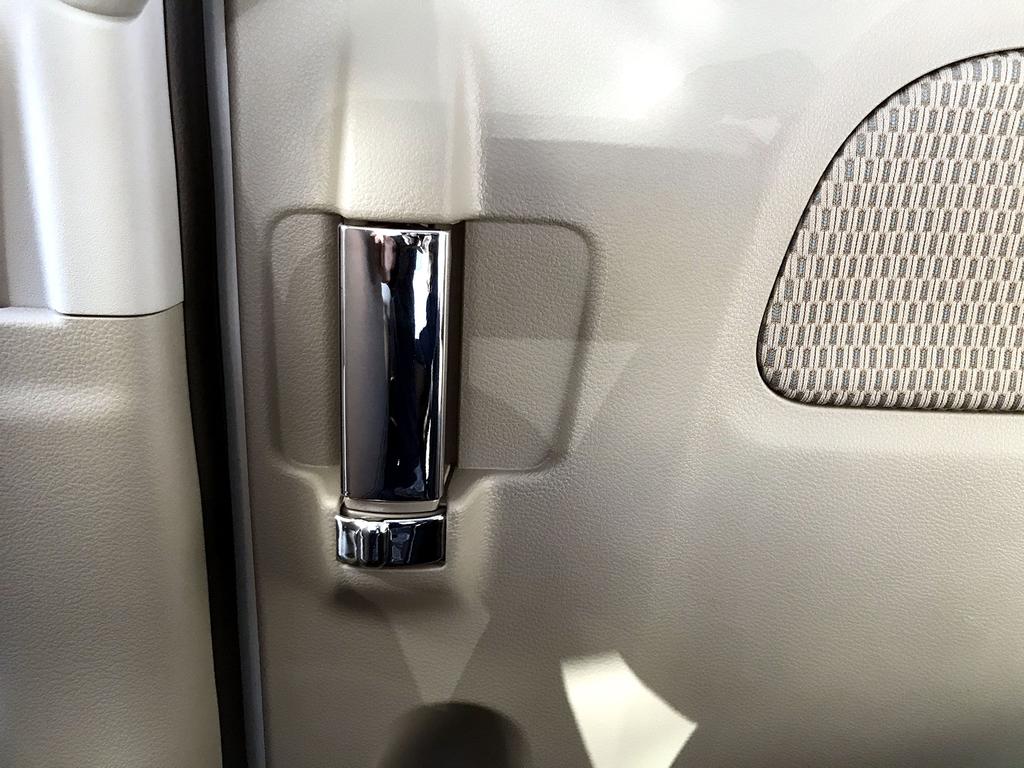BRIGHTZ Chrome Inner Sliding Door Handle Covers for the Scrum Van DG17V DG (4-Piece Set) [INS-DHC-010-4PC] (DG17, G17, 17-inch) (Product Code 26842)