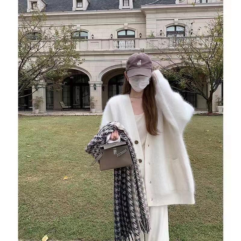 Mink fleece cardigan sweater jacket women's autumn, winter and early autumn new lazy thickened medium and long knitted