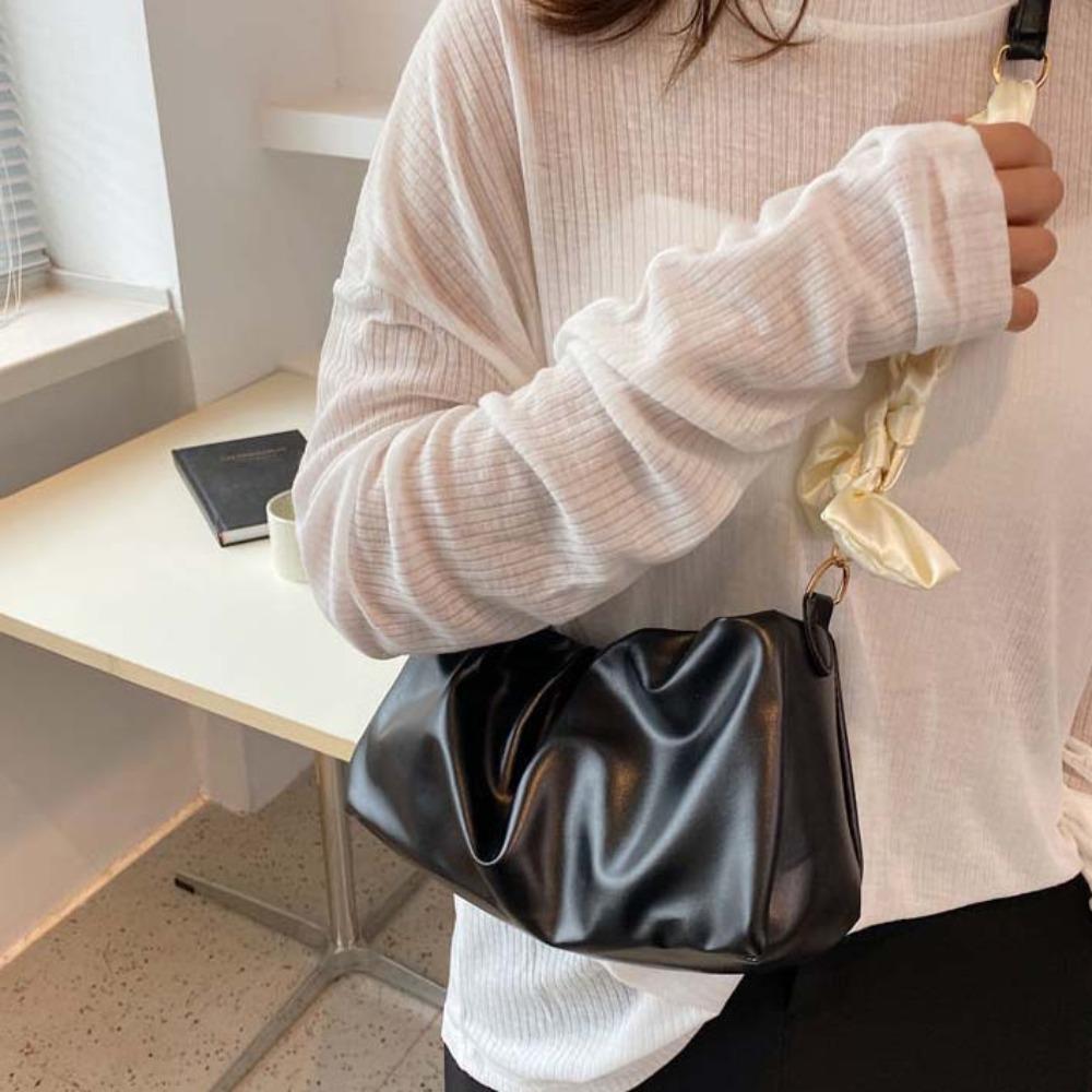 PU Leather Pearl Chain Bag Korean Style Bow Handbag Trendy Pleated Shoulder Bag Unisex