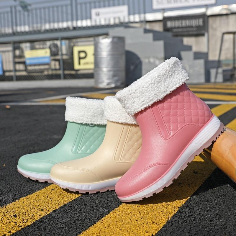 Through Season Short Rain Shoes Women's Kitchen Non-slip Catering Work Wear-resistant Rubber Shoes Women's Waterproof Fashion Outside Rain Boots