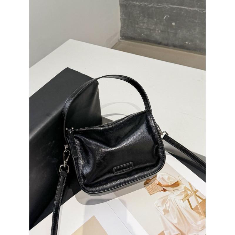 

One Shoulder Crossbody Women s Bag Is Practical чорний