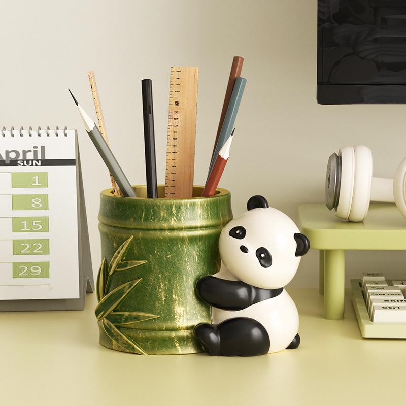 Chengdu Panda Souvenir Pen Holder - Creative Cultural Gift for Teachers and Graduates