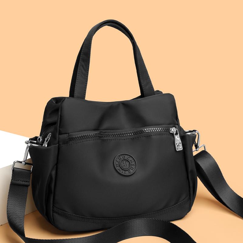 Water-Resistant Tote Bag for Women – Stylish & Durable Handbag with Adjustable Shoulder Strap and Multiple Pockets