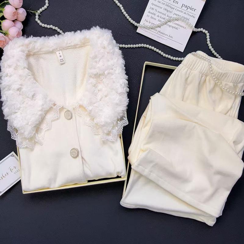 

Бархатная пижама 2025 для женщин: Пушистый, Теплый Комплект с Длинным Рукавом и Брюками, Сладкий Девичий Стиль, Для Дома/Улицы Extra Large белый