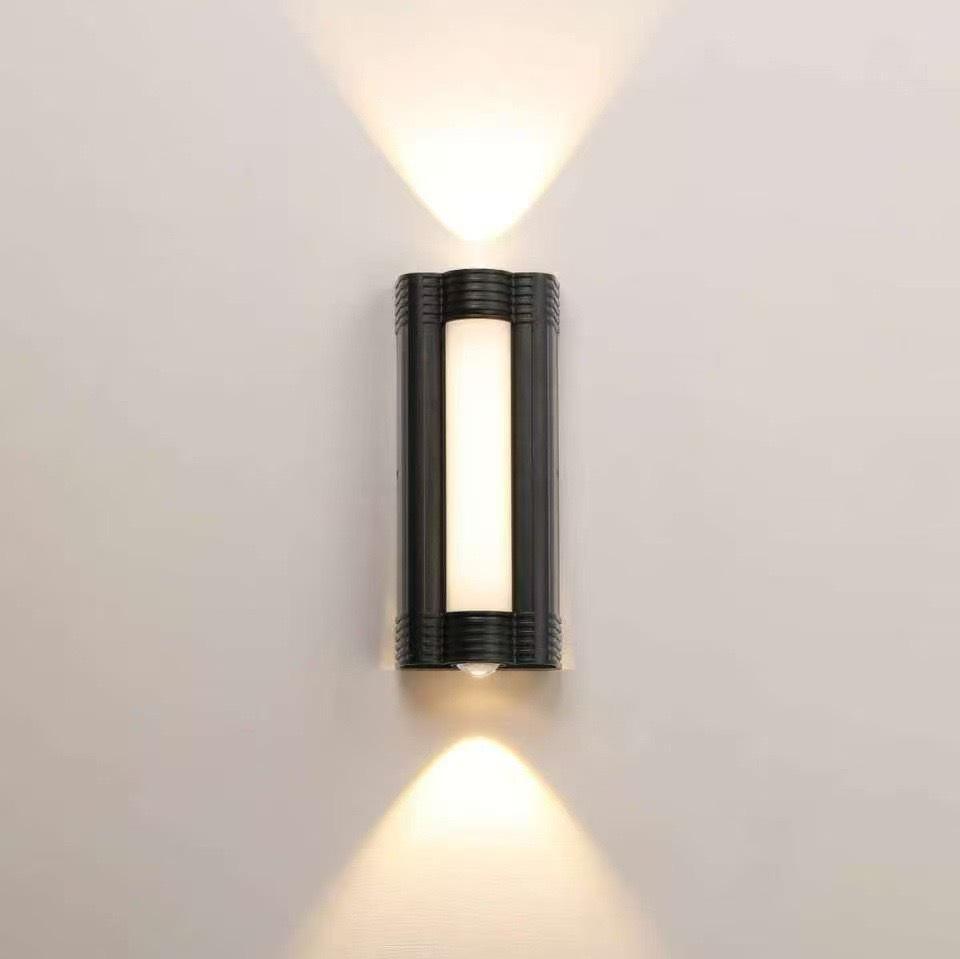 Retro Waterproof Outdoor Wall Lamp for Corridor, Balcony, or Courtyard