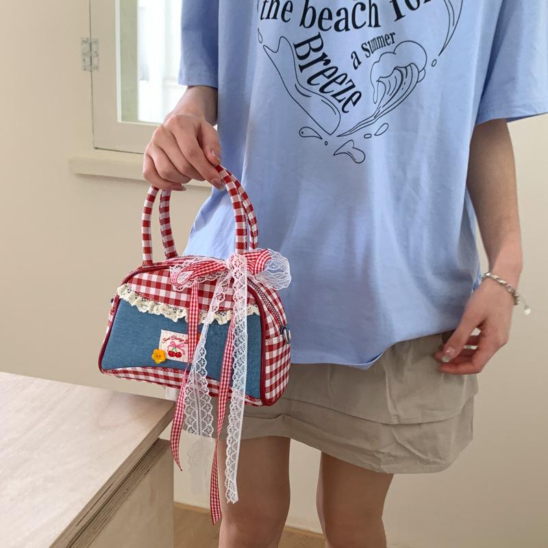Red Grid Bag Women's 2025 New Summer Fashion College Style Handbag Fresh and Cute Lace Shoulder Messenger Bag