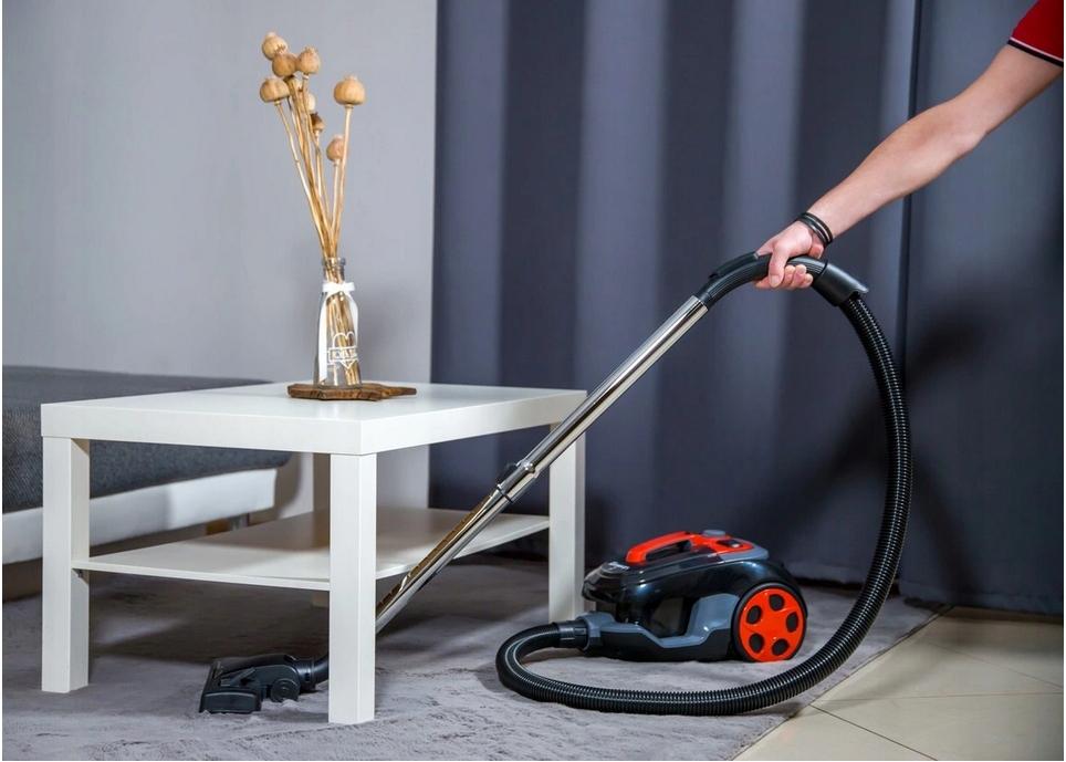 Lehmann Typhoon Bagless Vacuum Cleaner 4000W Cyclonic for Carpets and Floors