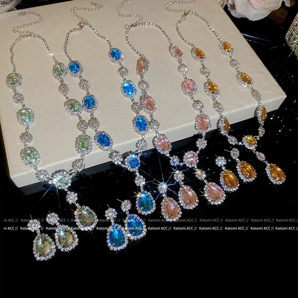Dinner dress daughter gold full diamond necklace women's new choker neck chain stud earrings set light luxury niche design accessories