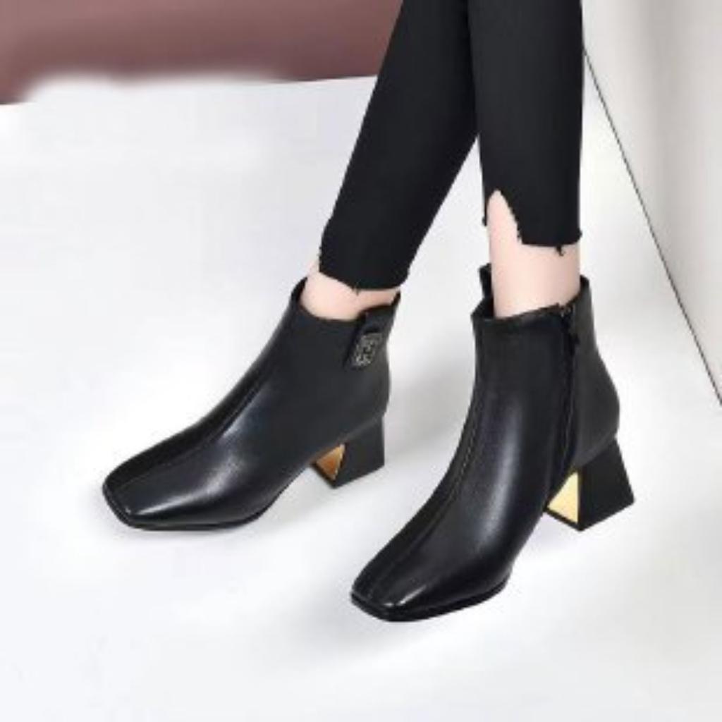 Martin boots women's thick heel short boots soft leather winter high heel black medium heel mother leather shoes foreign style