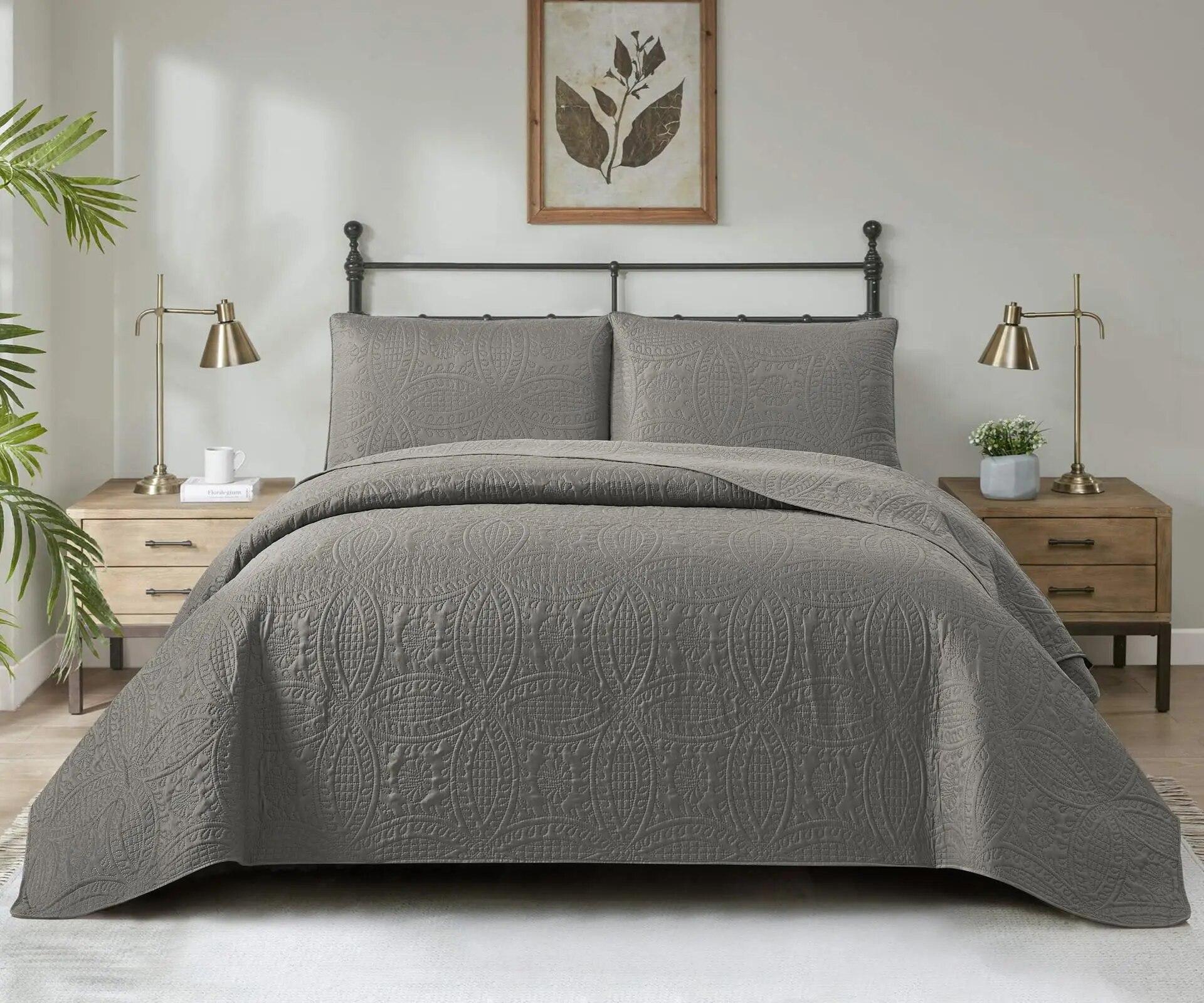 

Роскошное однотонное стеганое покрывало, комплект из 3 предметов, простыня и наволочка размера King Queen, покрывало с тиснением 3pcs set 220x240cm