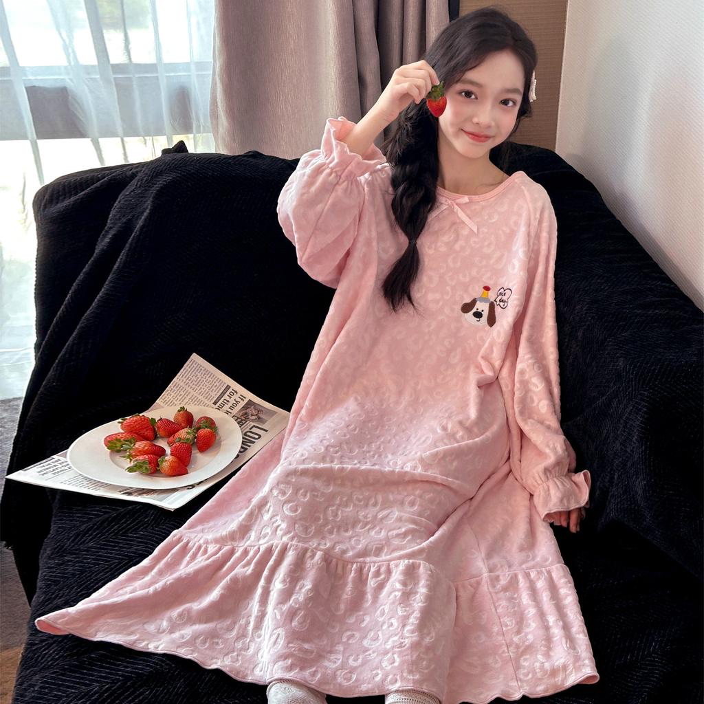 Girls Winter Velvet Nightgown Embossed Thick Warm Long Sleeve Mid Length Sleep Dress Kids Cozy Pajamas Matching Family Robe