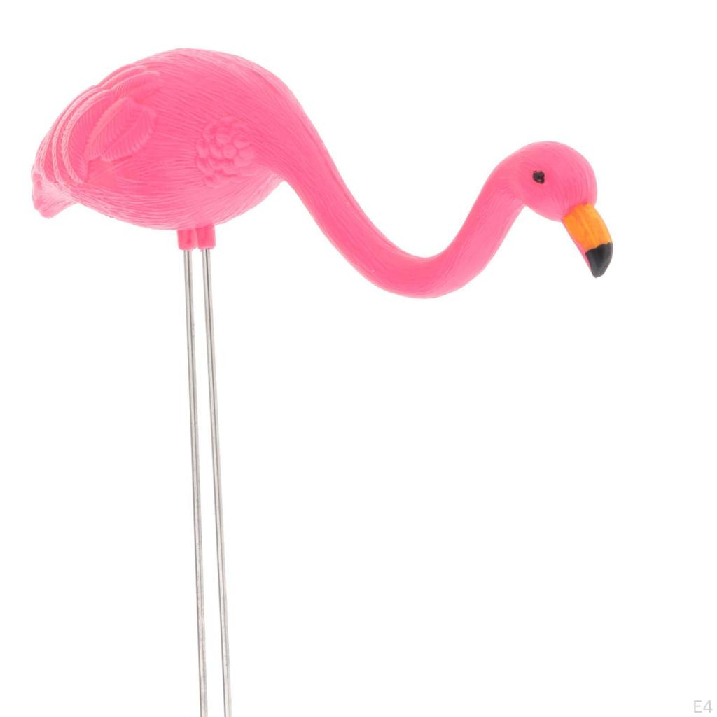 Elegant Flamingo Garden Sculpture for Outdoor Decor