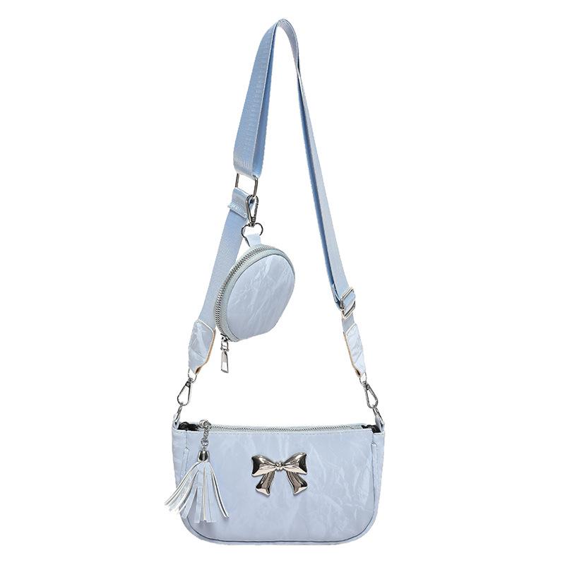 

Small fresh child and mother bag women s 2024 spring new wide shoulder strap single shoulder messenger bag casual personalized commuter women s bag синій