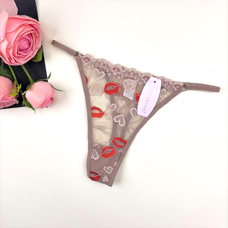 Female Summer Fashion New Sexy Lace Breathable Comfortable Briefs