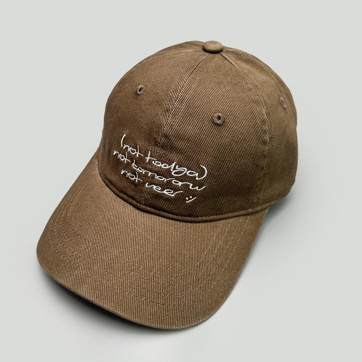 Spring And Autumn High-Quality Letter Embroidered Baseball Cap Men S And Women S Sunshade Simple Retro Fashion Cap 52-60cm коричневый