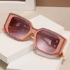 Nuovi Occhiali da Sole di Lusso alla Moda Designer Donna Vintage Lettera Tonalità Trendy da Esterno Occhiali da Viaggio Estivi