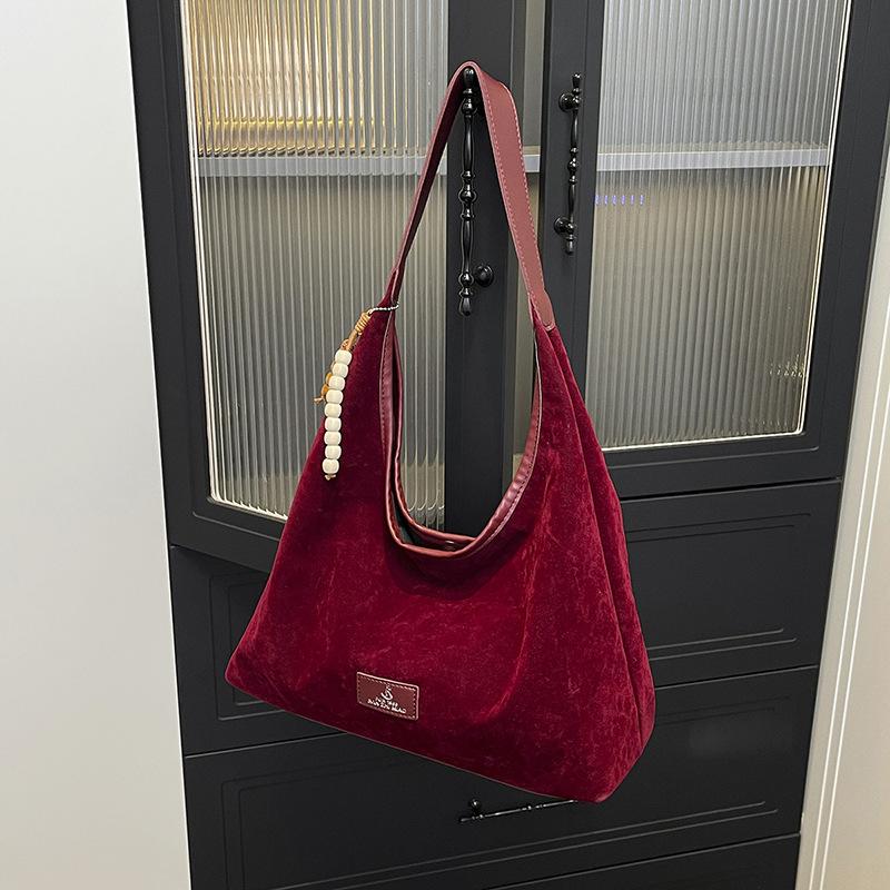 Retro matte Tasche Damen große Kapazität neue Herbst- und Winter-Freizeit-Umhängetasche mit Textur Pendler-Knödeltasche