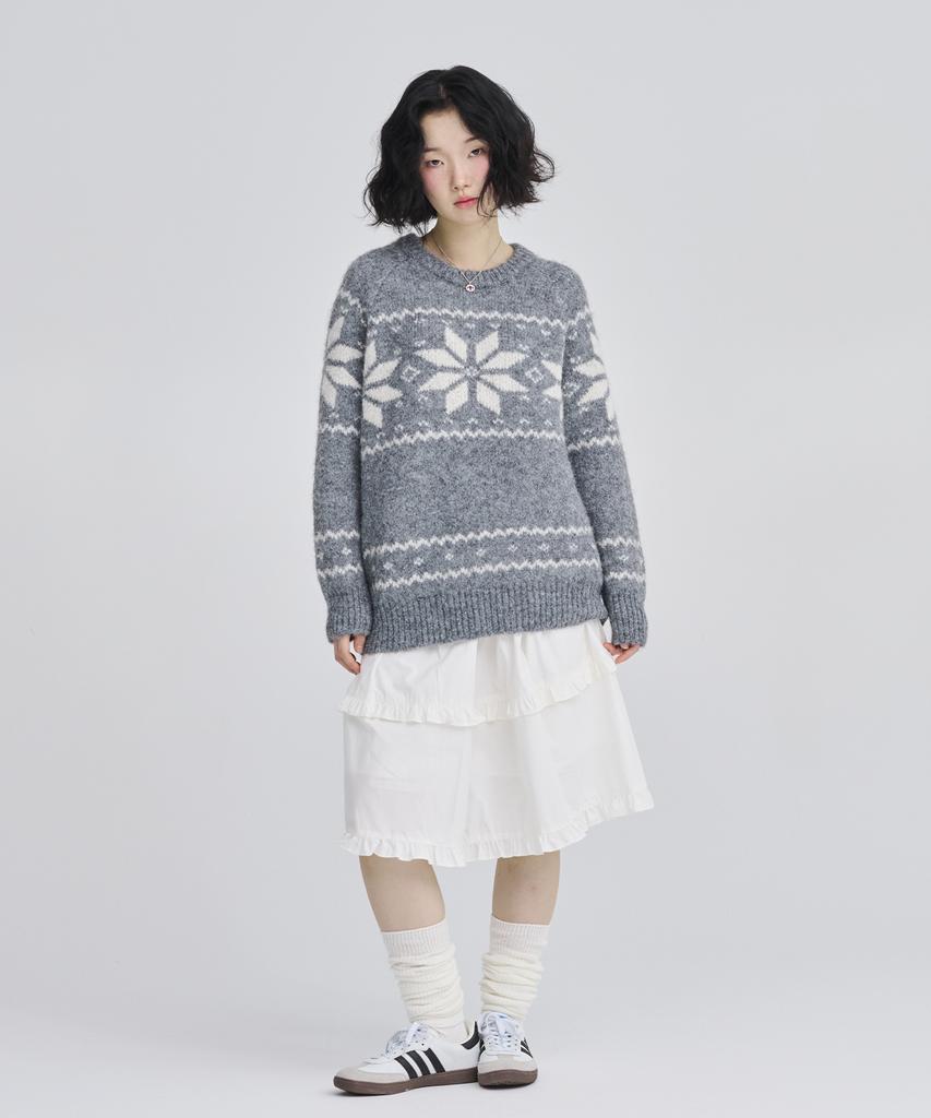 AWESOME STUDIO Nordic Snowflake Jacquard Round Knit Charcoal