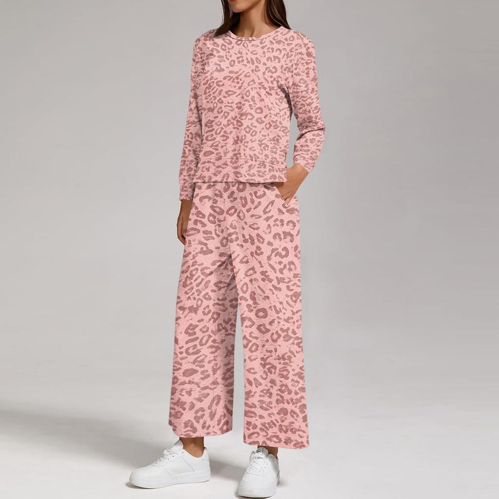 Women's Casual Loose Fit Two Piece Sweatshirt and Pants Set with Round Neck, Printed Design and Split Hem