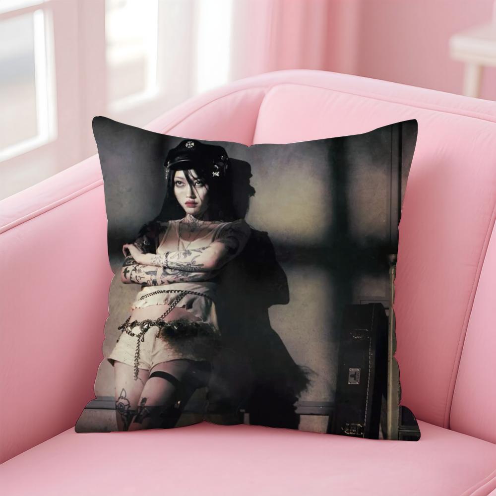 Чехол на подушку Yeule Evangelic Girl Премиум-комфорт Двусторонний чехол для подушки - Дизайн «Два в одном» для любой комнаты и салона автомобиля 30cmx30cm