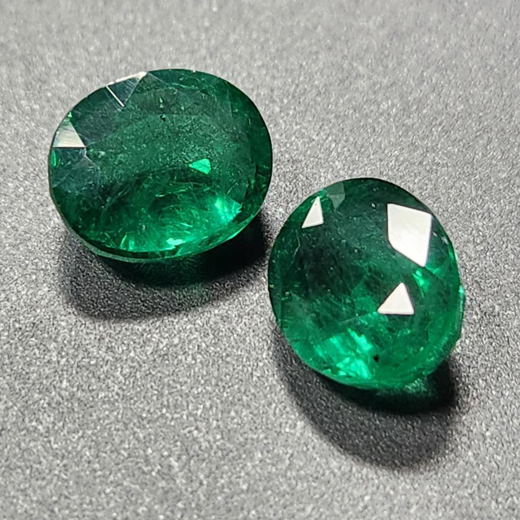 Natural Colombian Emerald Pair 8-10 Ct Loose Gemstone CERTIFIED Oval Shape