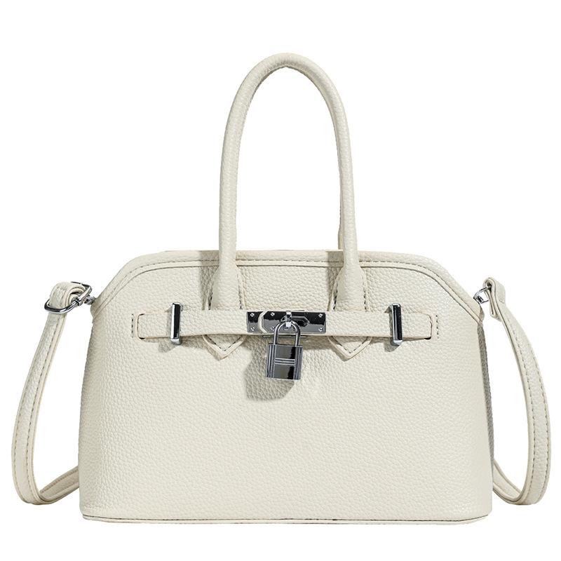 Super Fire Small Bag Women's Spring and Summer Versatile 2025 New Simple Korean Version Messenger Bag Women's Popular Portable Shell Bag