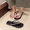 Beautiful Cool Slippers for Women's Summer Wear New Versatile Flat-bottomed Rhinestone Foot-pinned Herringbone Beach Sandals