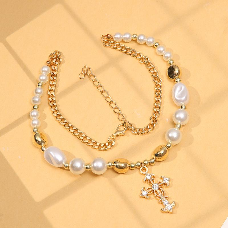 Collar retro con cruz de perlas y diamantes: accesorio de verano estilo hip-hop punk